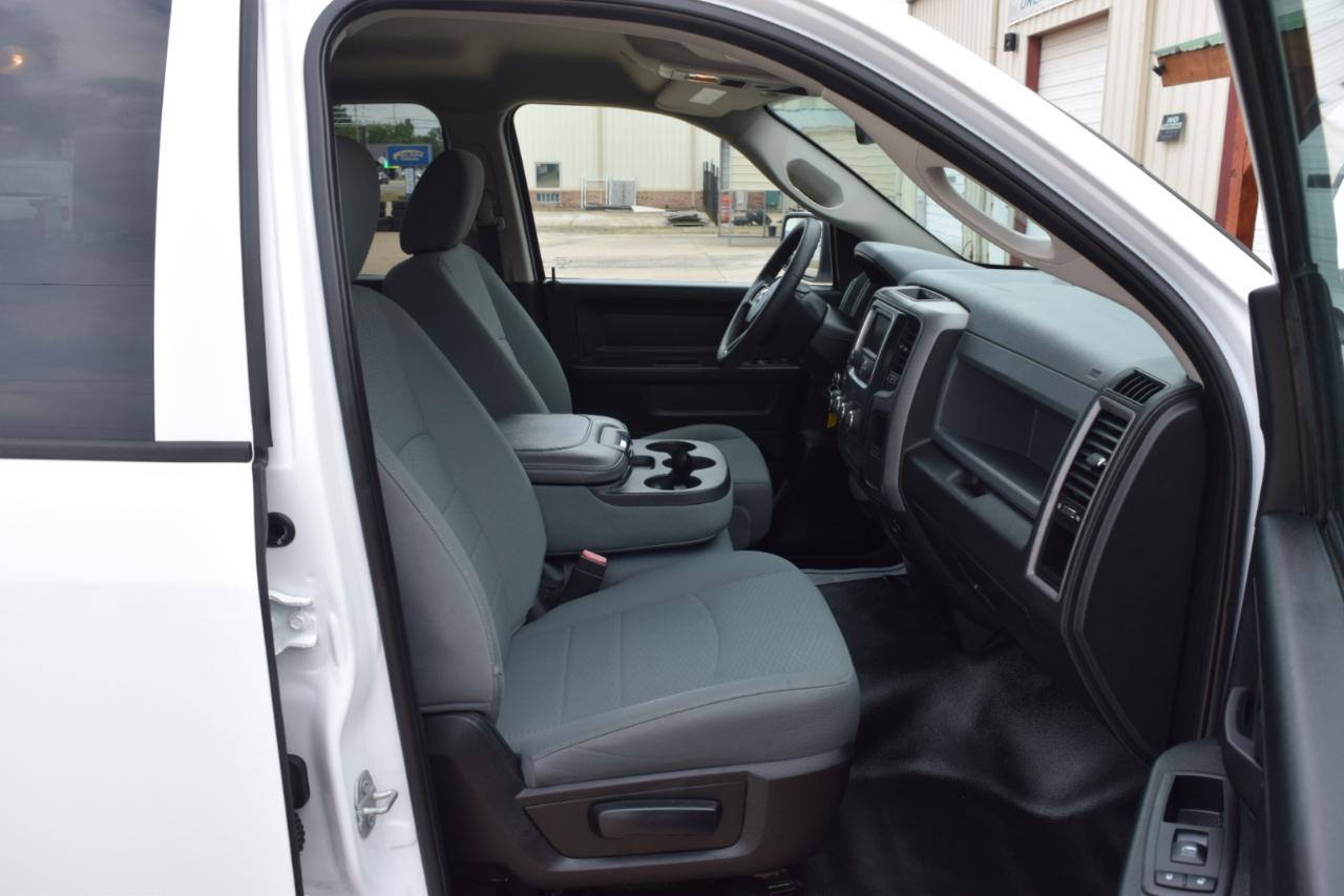 RAM 1500 Tradesman 4x4 Quad Cab 6'4" Box 2018