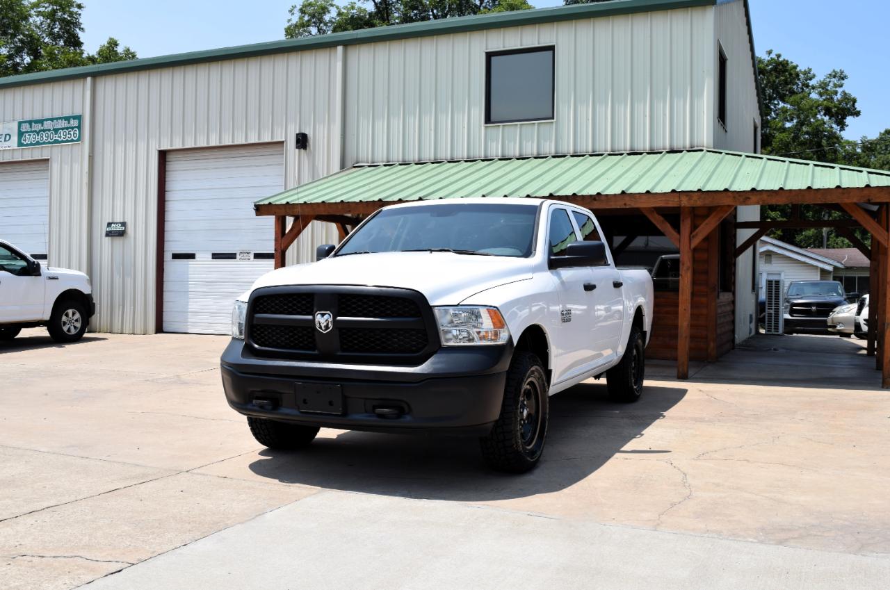 RAM 1500 Tradesman 4x4 Crew Cab 5'7" Box 2018