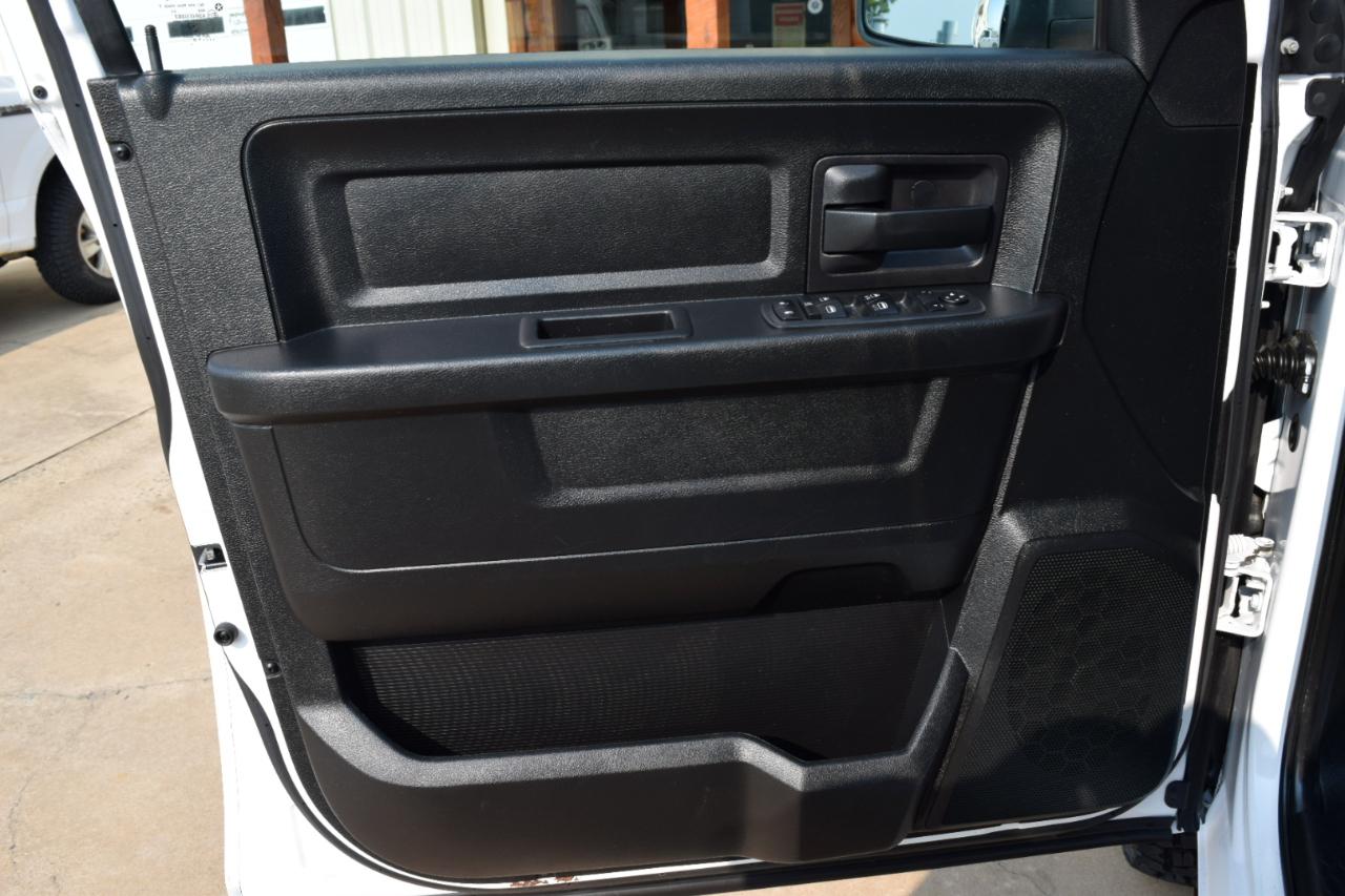 RAM 1500 Tradesman 4x4 Crew Cab 5'7" Box 2018