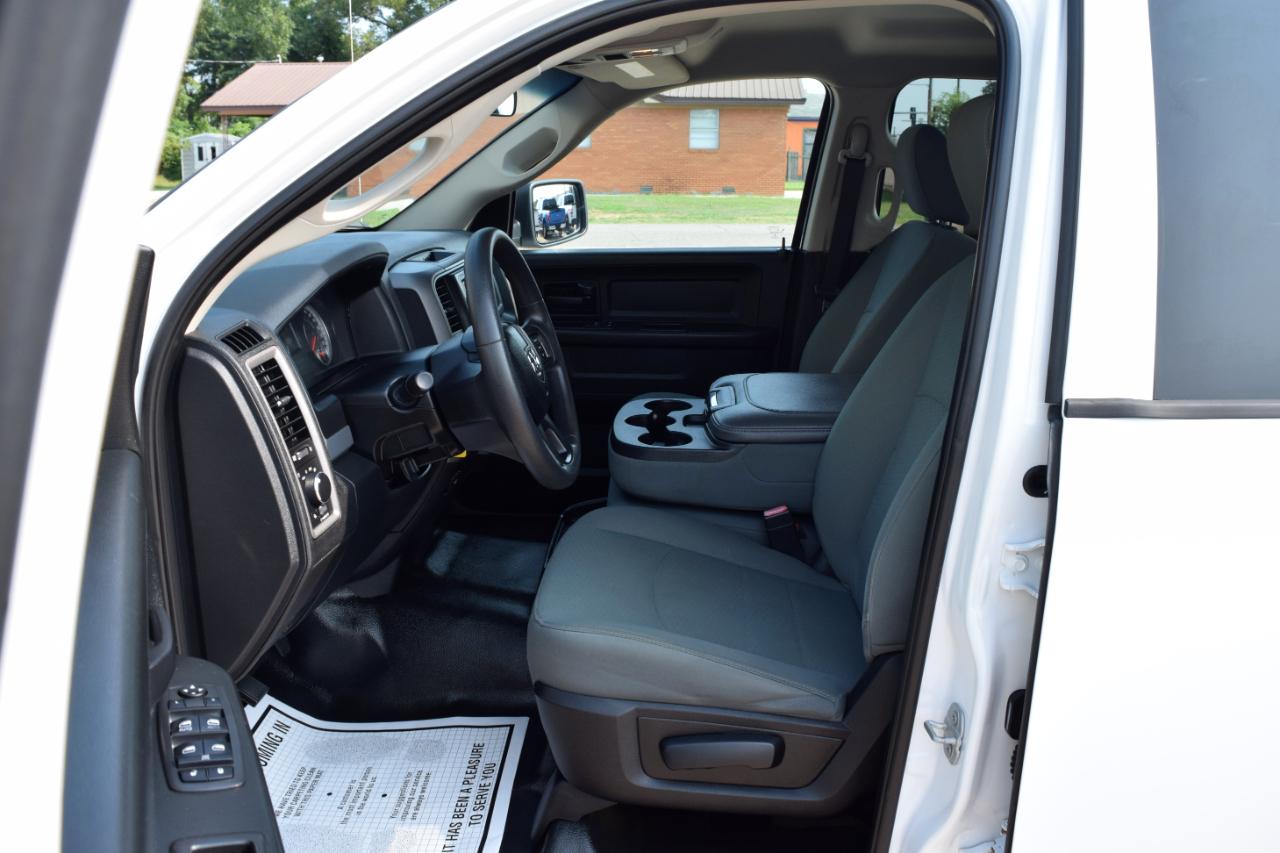 RAM 1500 Tradesman 4x4 Crew Cab 5'7" Box 2018