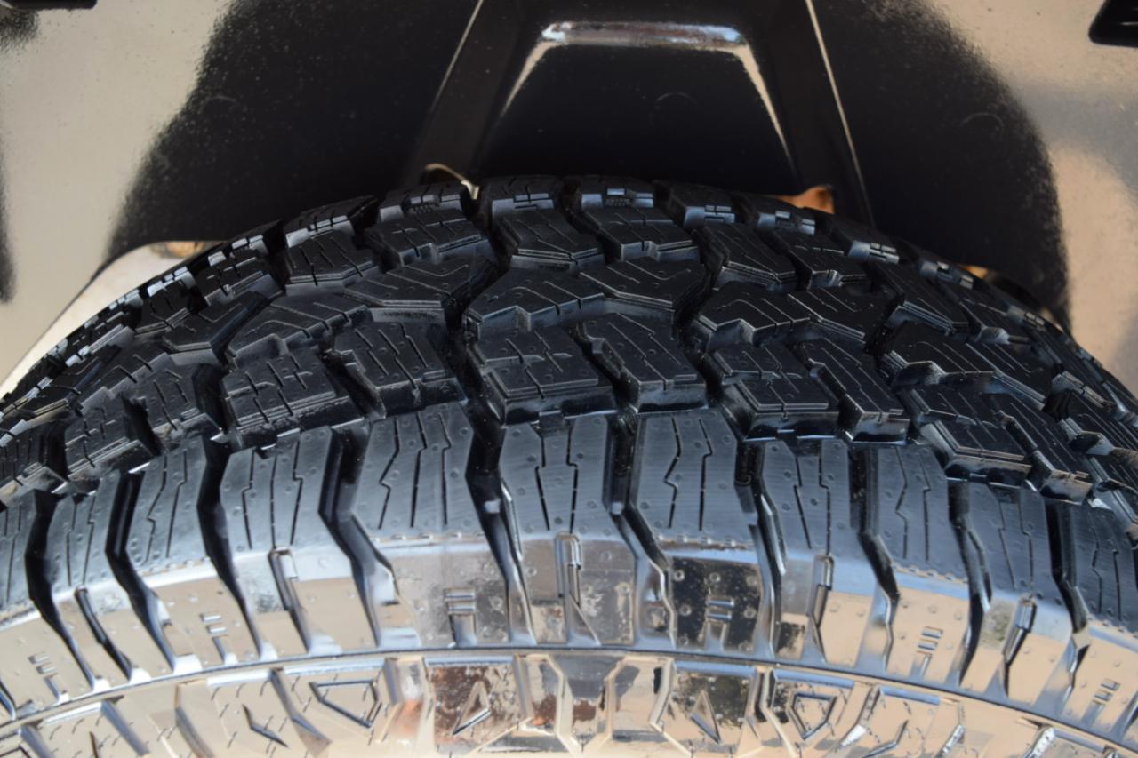 RAM 1500 Tradesman 4x4 Crew Cab 5'7" Box 2018