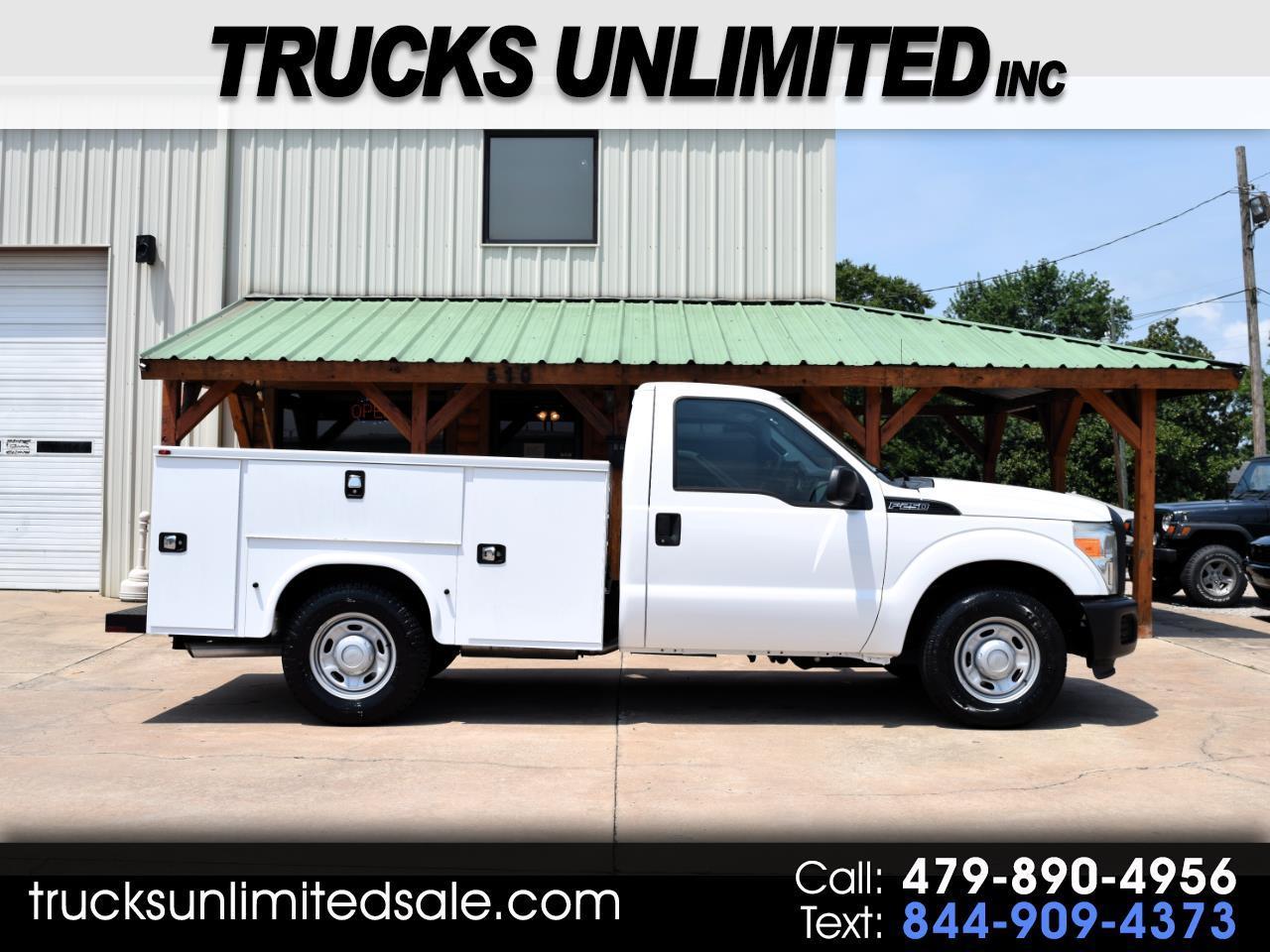 2016 Ford Super Duty F-250 SRW XL Regular Cab Utility Bed 2WD