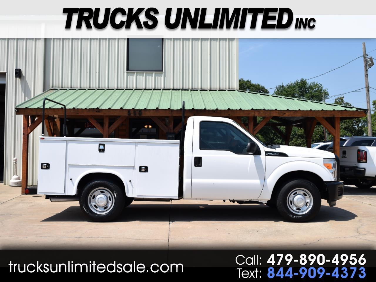 2016 Ford Super Duty F-250 SRW XL Regular Cab Utility Bed 2WD