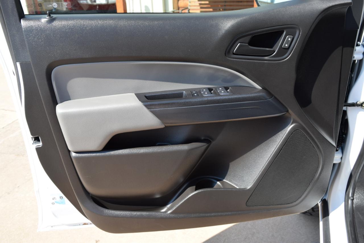 Chevrolet Colorado photo 8