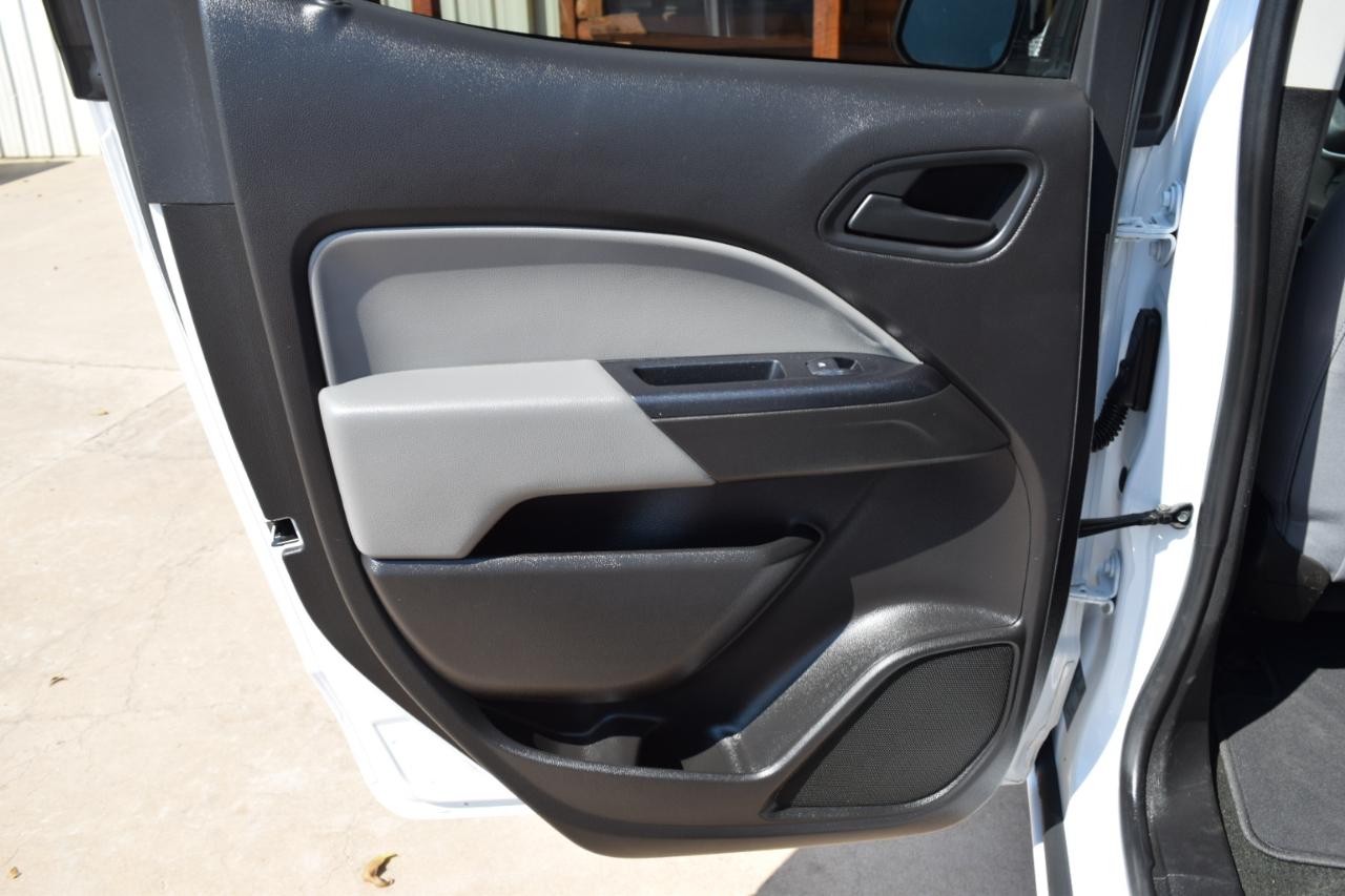 Chevrolet Colorado photo 12
