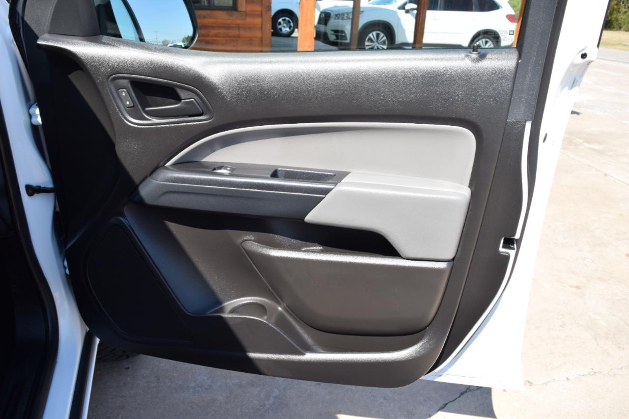 Chevrolet Colorado photo 14