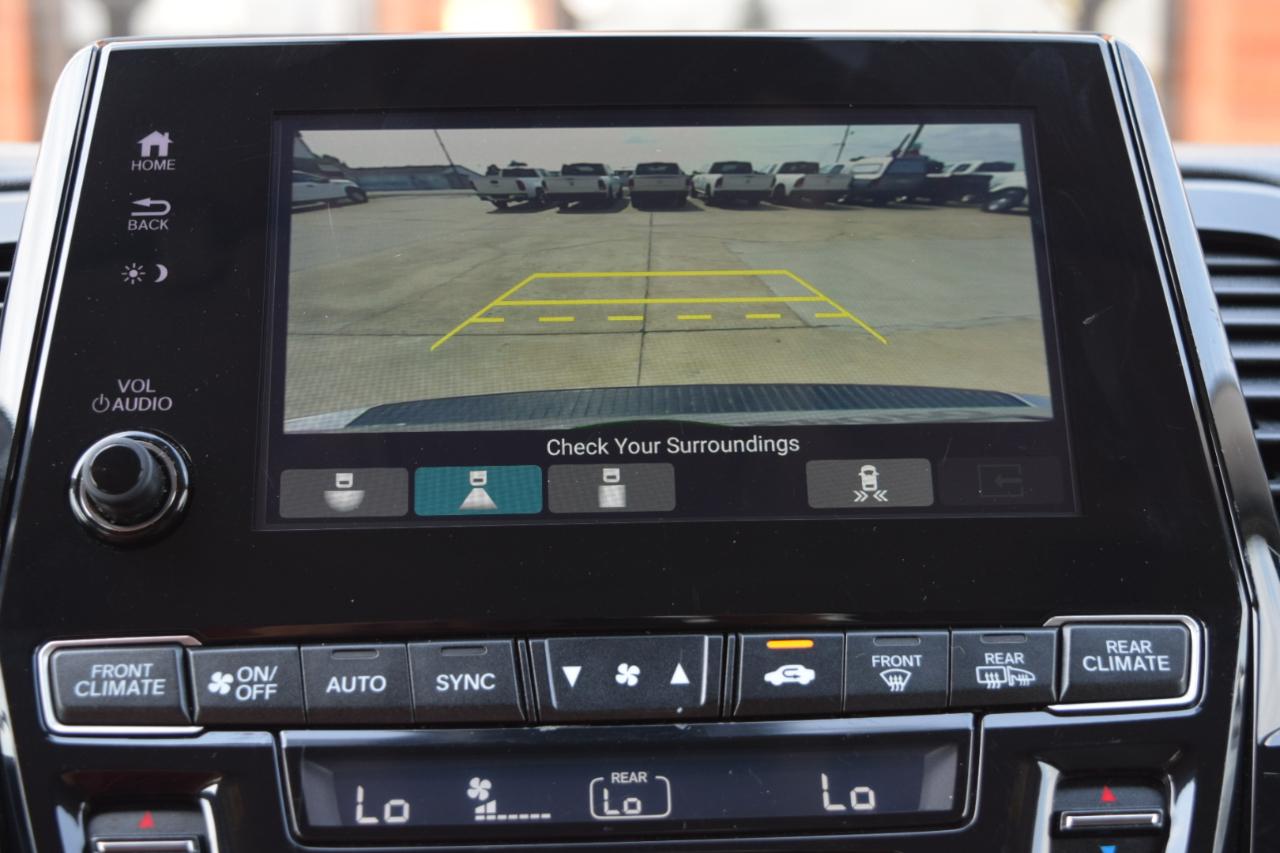 Honda Odyssey Touring Auto 2023