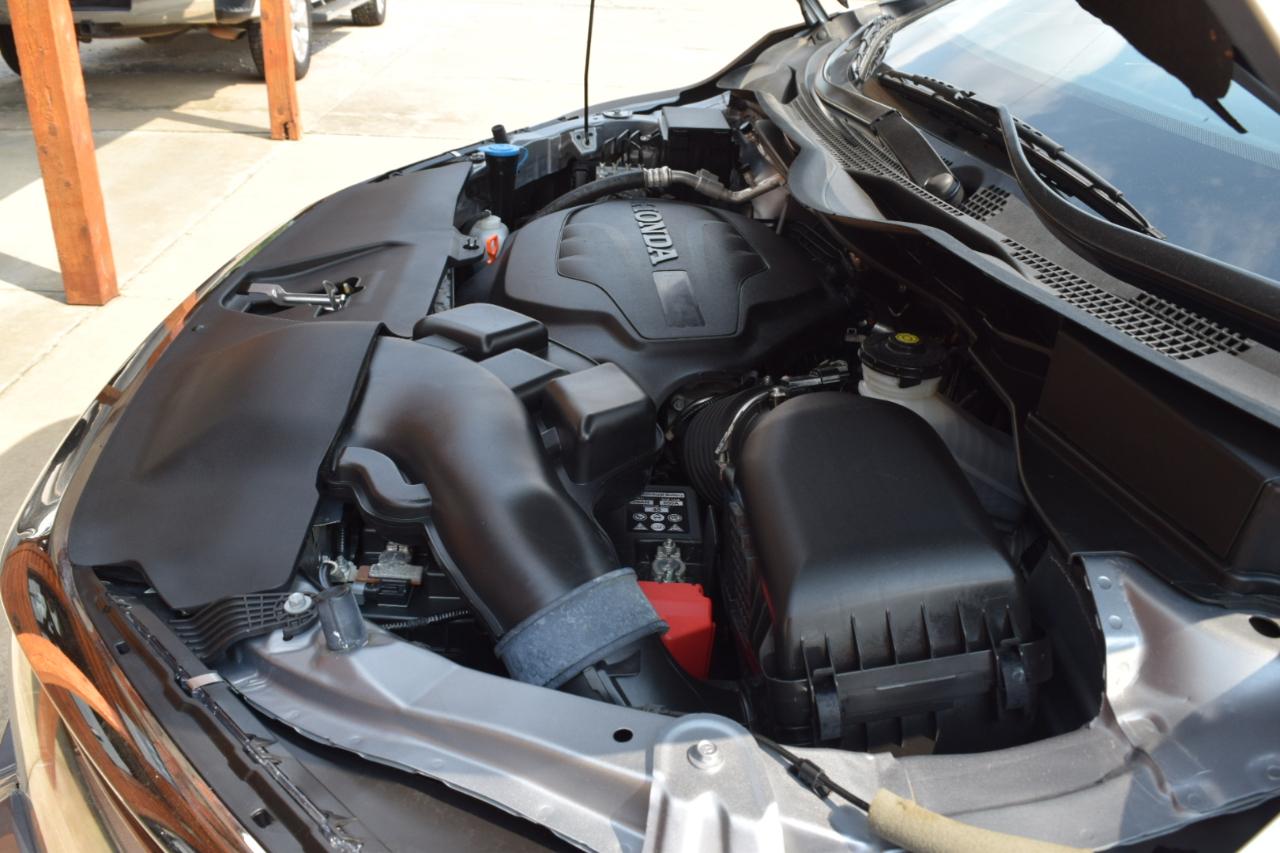 Honda Odyssey Touring Auto 2023