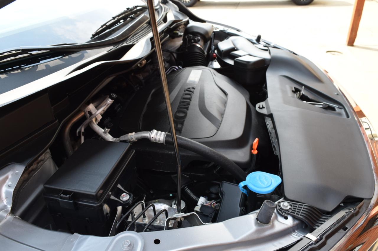 Honda Odyssey Touring Auto 2023