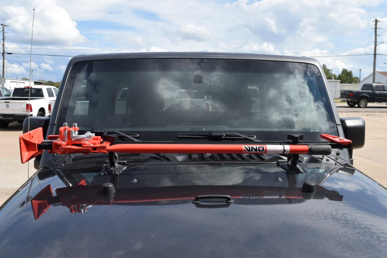 Jeep Wrangler photo 4