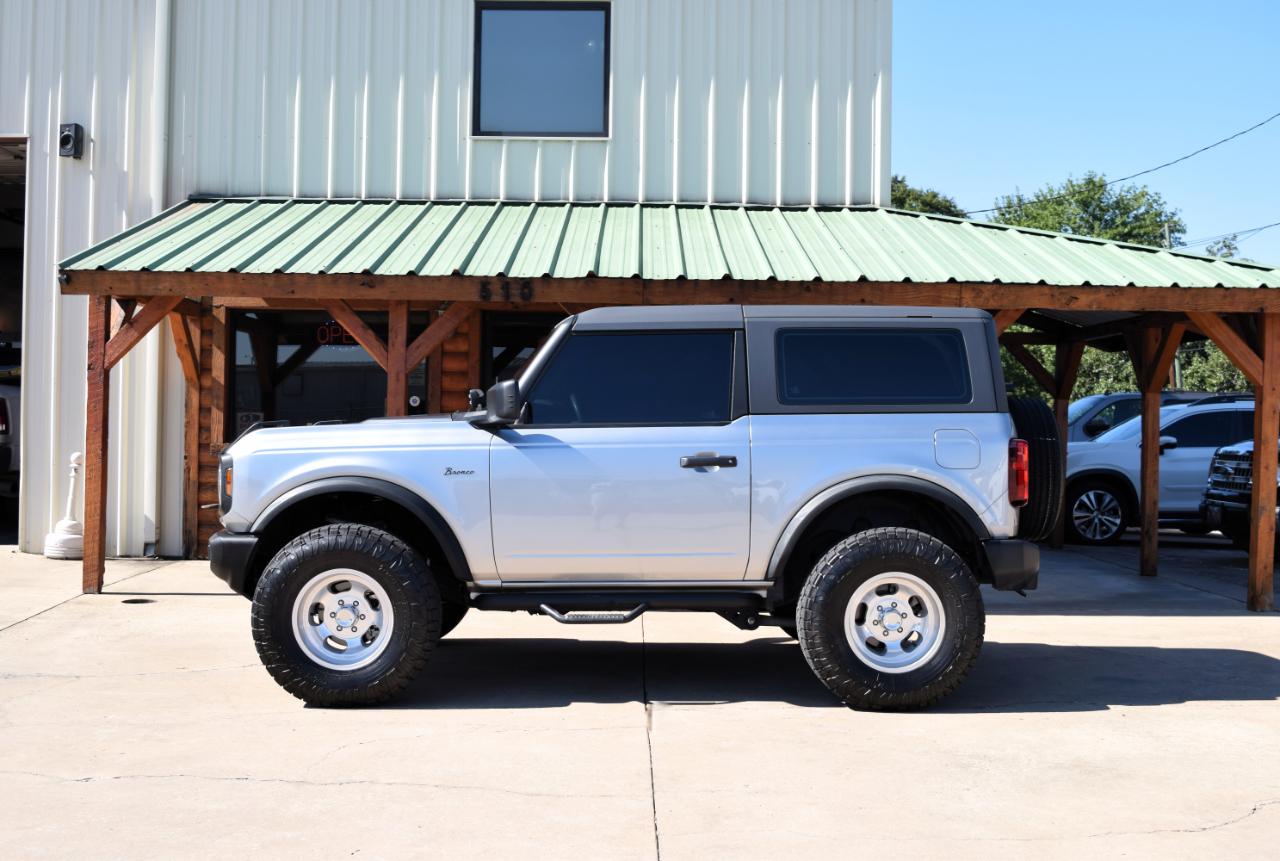 Ford Bronco Base 2 Door 4x4 2023