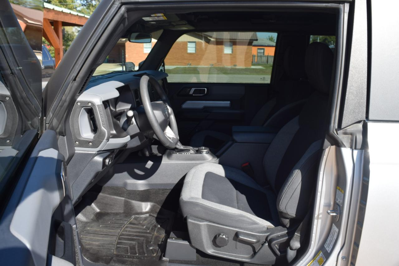 Ford Bronco Base 2 Door 4x4 2023