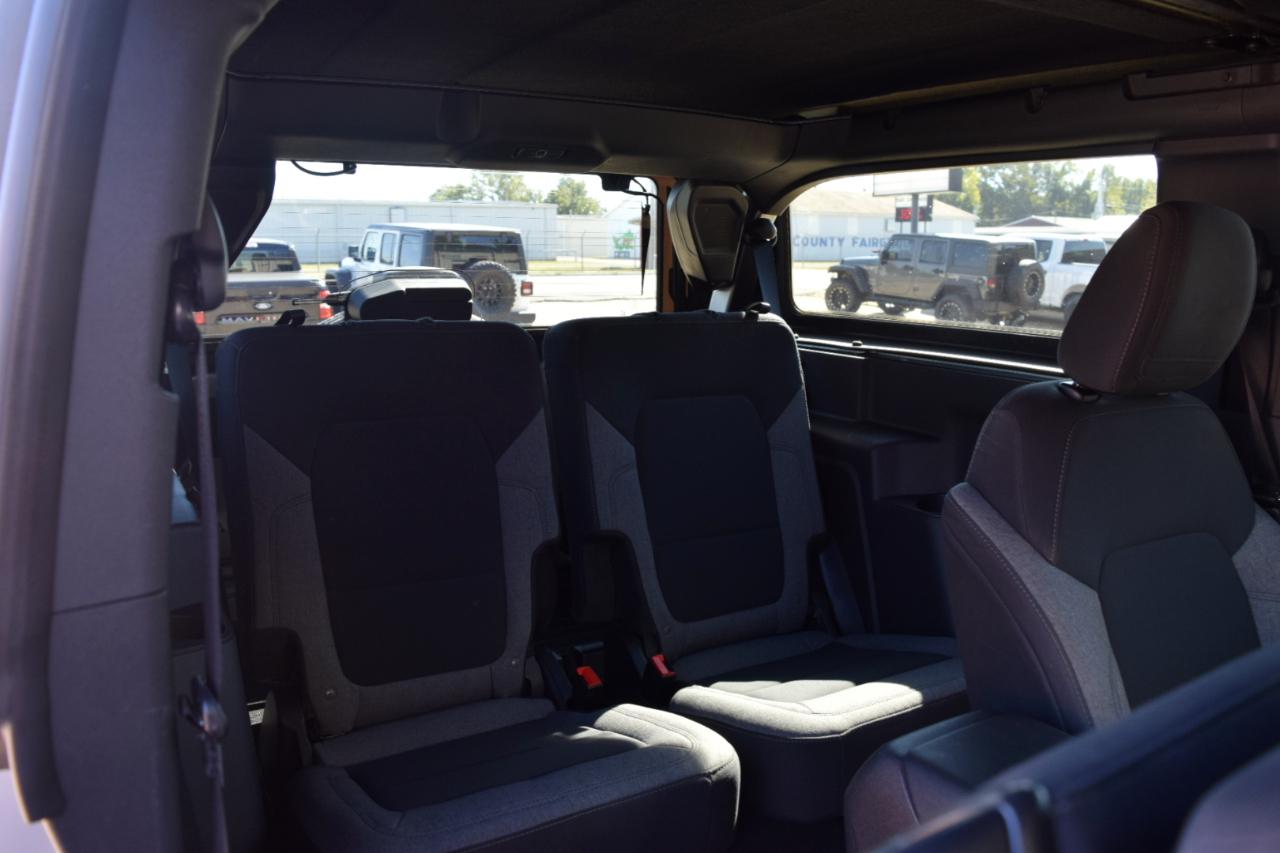 Ford Bronco Base 2 Door 4x4 2023