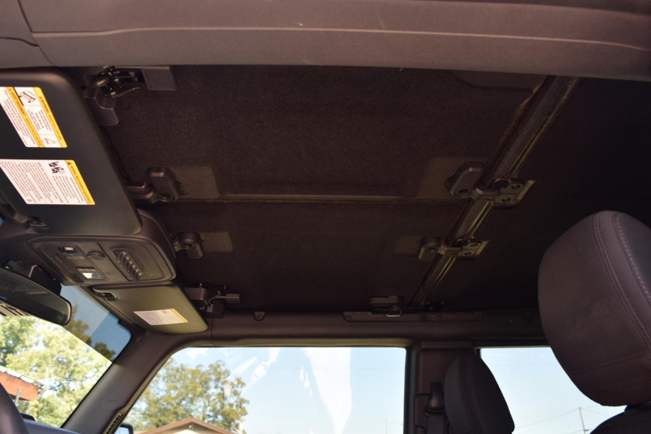Ford Bronco Base 2 Door 4x4 2023