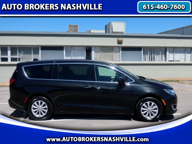Chrysler Pacifica Touring Plus 2019