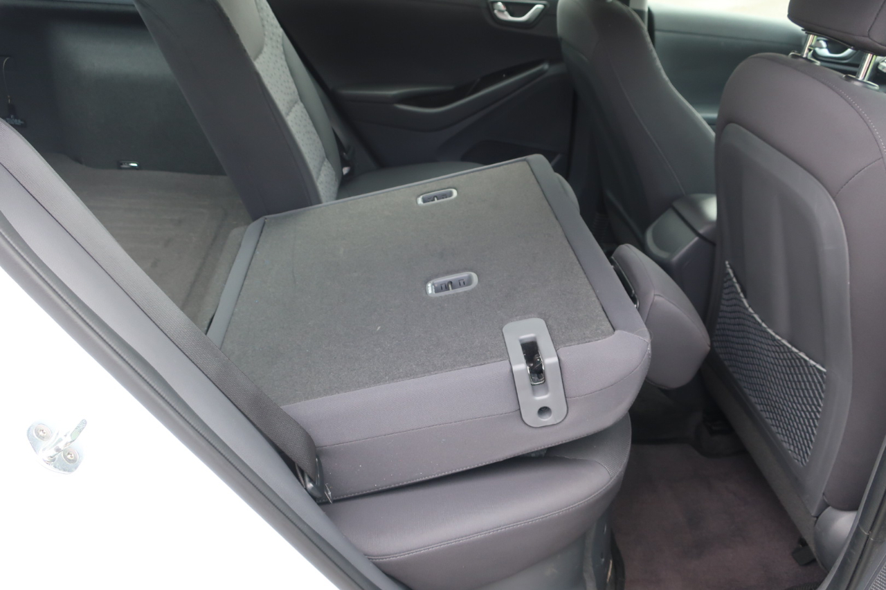 Hyundai Ioniq Hybrid Blue 2019 Hyundai Ioniq Hybrid Blue 2019