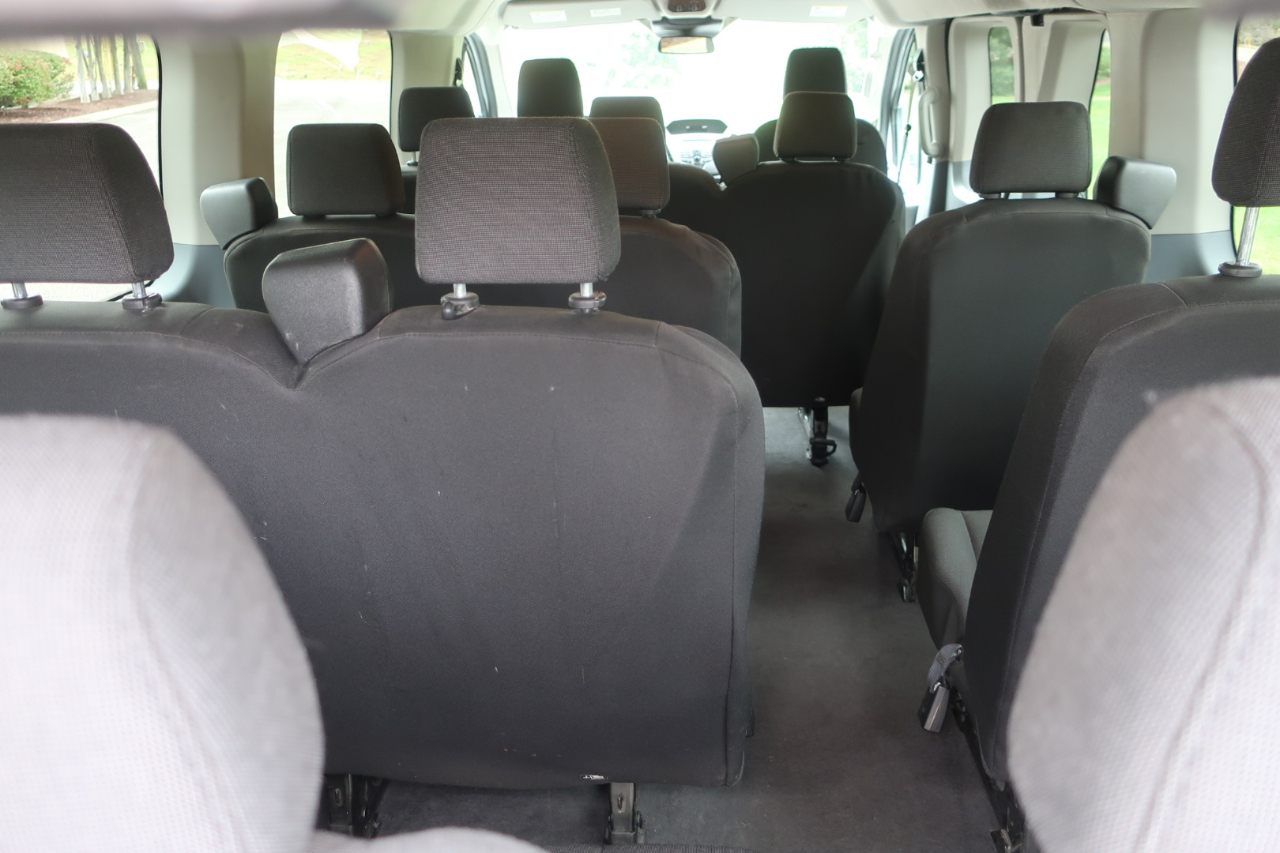 Ford Transit 350 Wagon Low Roof XLT 60/40 Pass. 148-in. WB 2018 Ford Transit 350 Wagon Low Roof XLT 60/40 Pass. 148-in. WB 2018