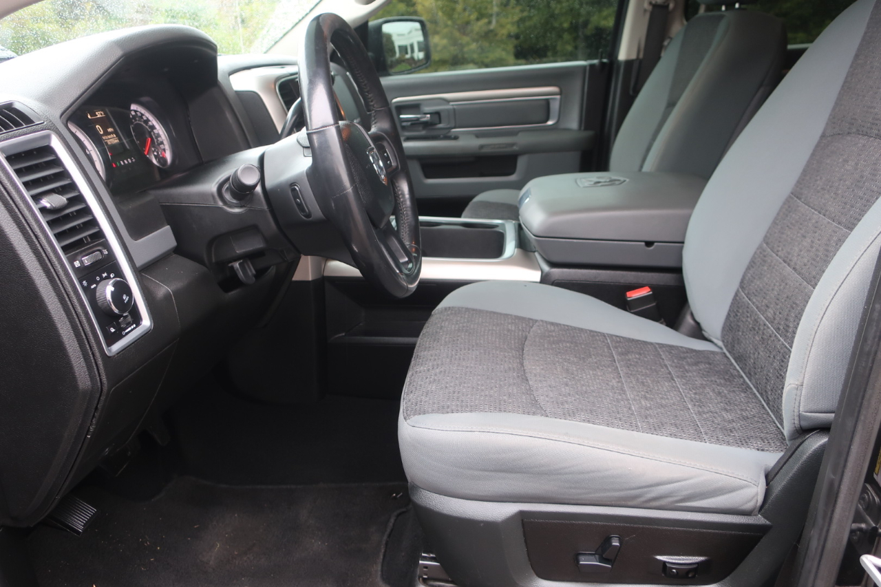 RAM 2500 SLT Crew Cab LWB 4WD 2018 RAM 2500 SLT Crew Cab LWB 4WD 2018