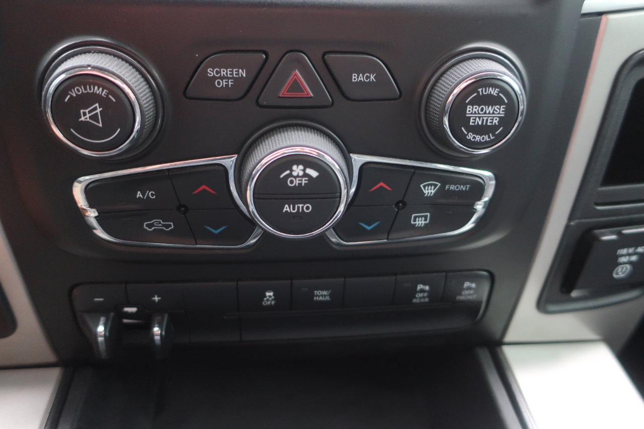 RAM 2500 SLT Crew Cab LWB 4WD 2018 RAM 2500 SLT Crew Cab LWB 4WD 2018