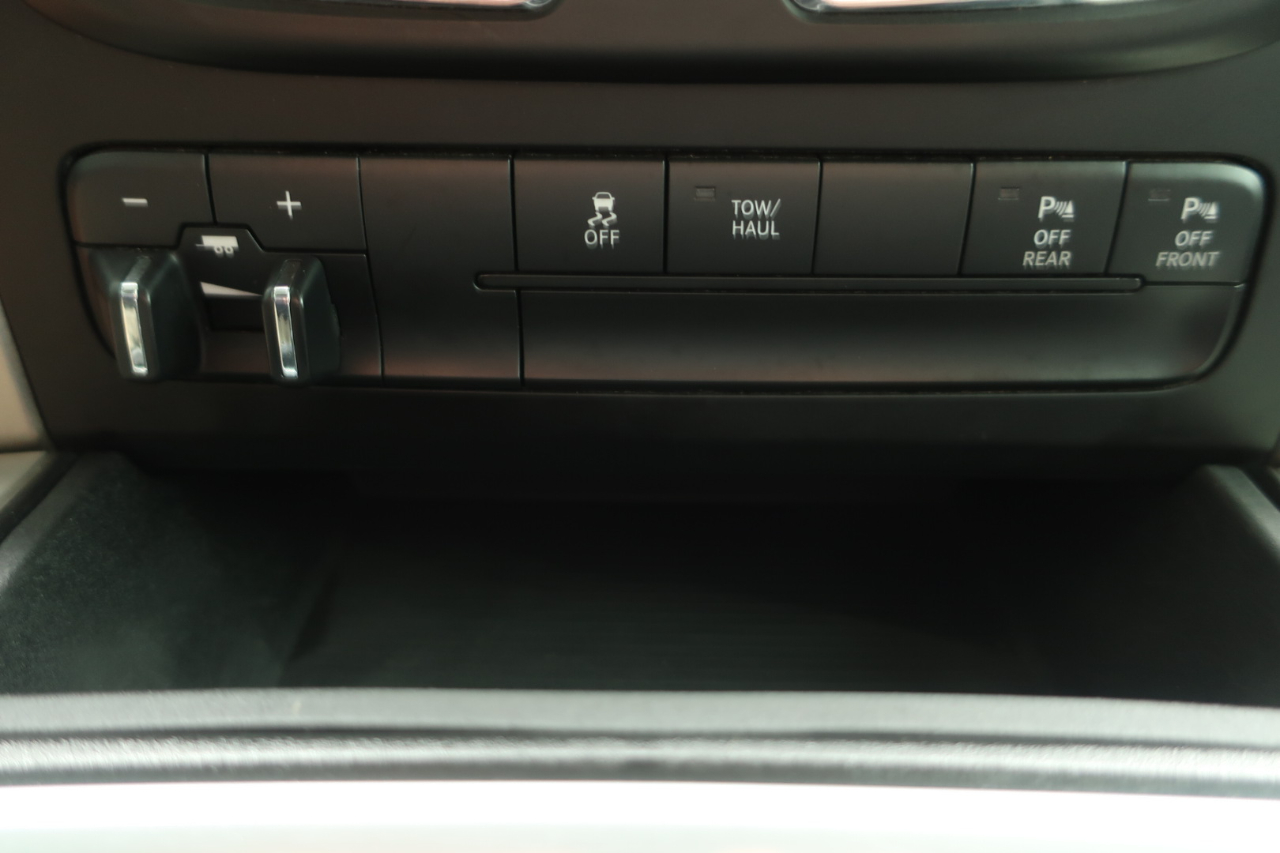 RAM 2500 SLT Crew Cab LWB 4WD 2018 RAM 2500 SLT Crew Cab LWB 4WD 2018