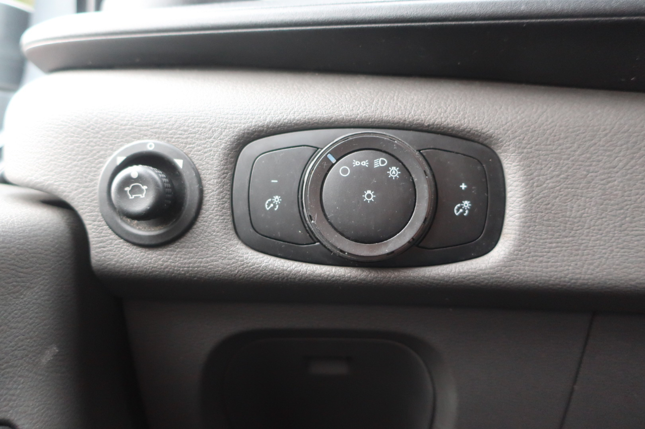 Ford Transit 250 Van Med. Roof w/Sliding Pass. 148-in. WB 2020 Ford Transit 250 Van Med. Roof w/Sliding Pass. 148-in. WB 2020