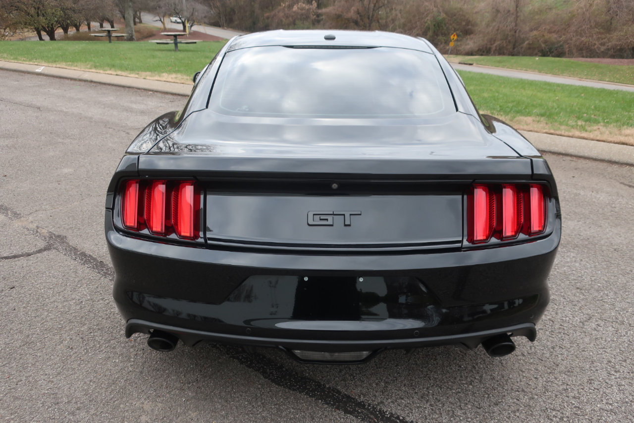 Ford Mustang GT Premium Coupe 2015