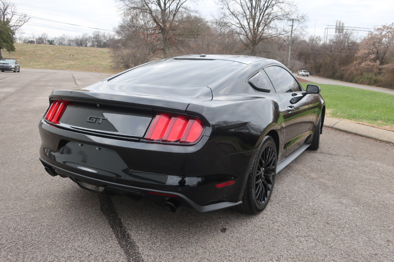 Ford Mustang GT Premium Coupe 2015