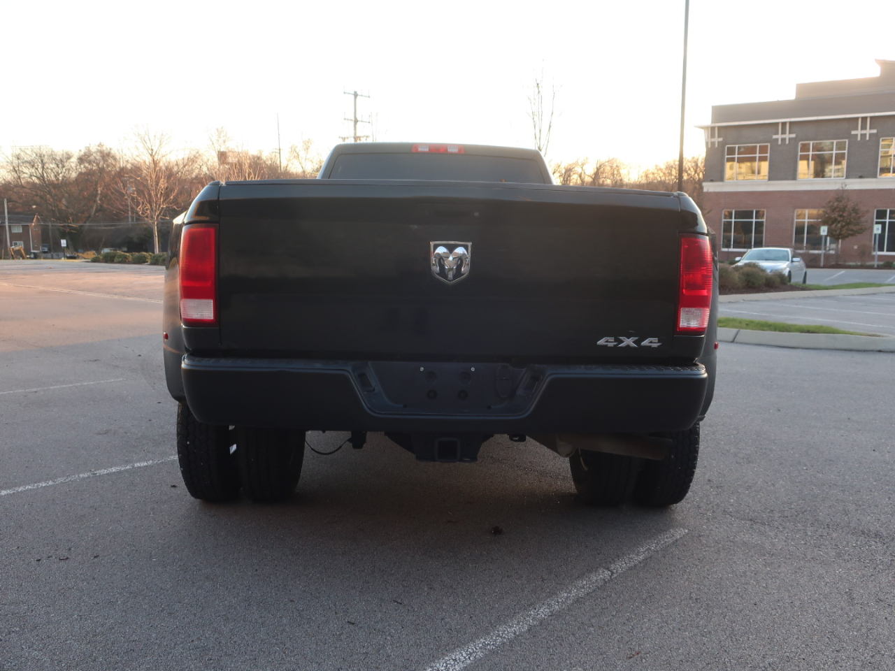 RAM 3500 Tradesman Crew Cab 4WD DRW 2018