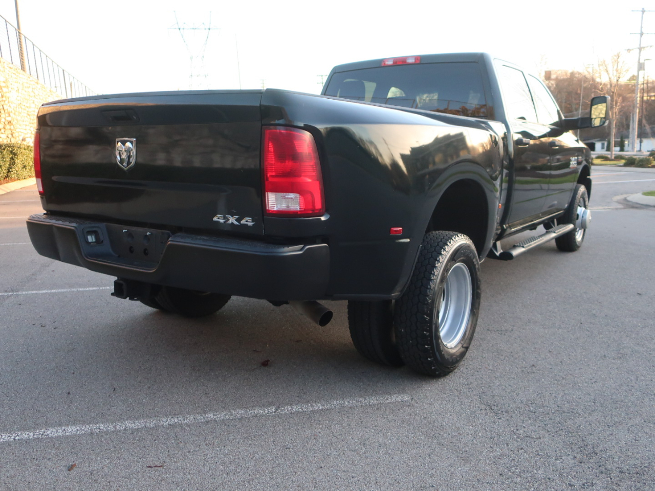 RAM 3500 Tradesman Crew Cab 4WD DRW 2018