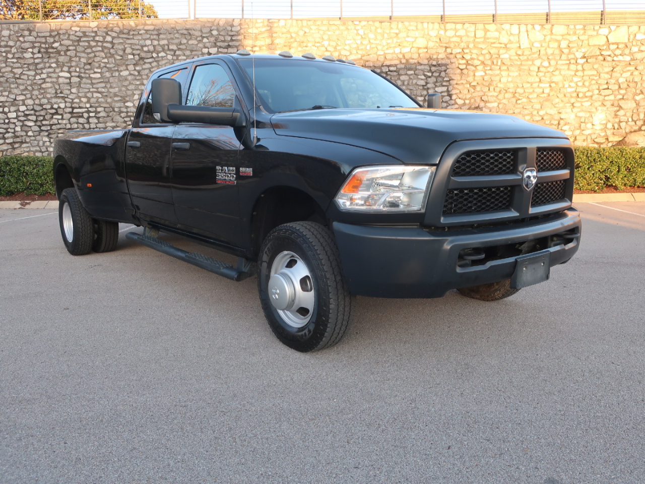 RAM 3500 Tradesman Crew Cab 4WD DRW 2018