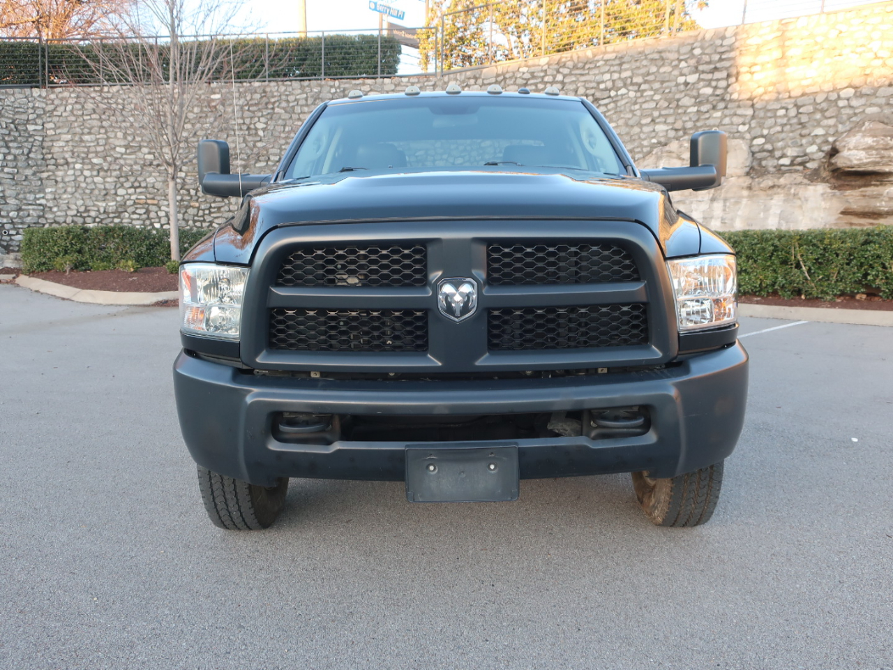 RAM 3500 Tradesman Crew Cab 4WD DRW 2018