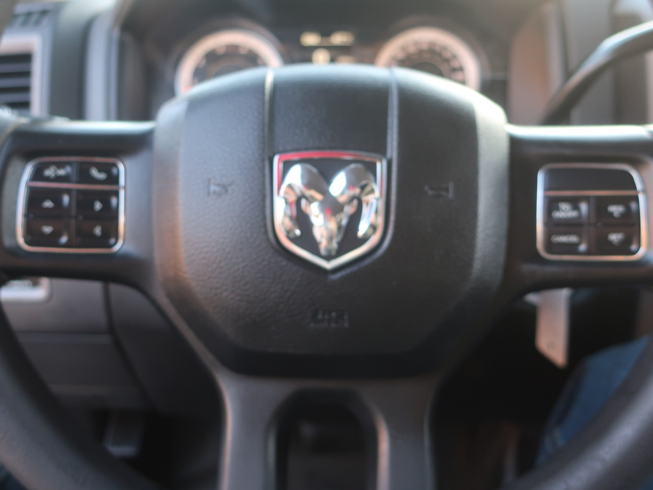 RAM 3500 Tradesman Crew Cab 4WD DRW 2018