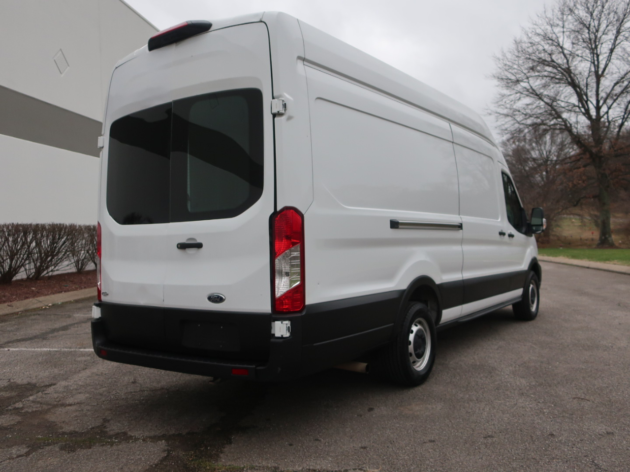 Ford Transit 250 Van High Roof w/Sliding Pass. 148-in. WB EL 2021