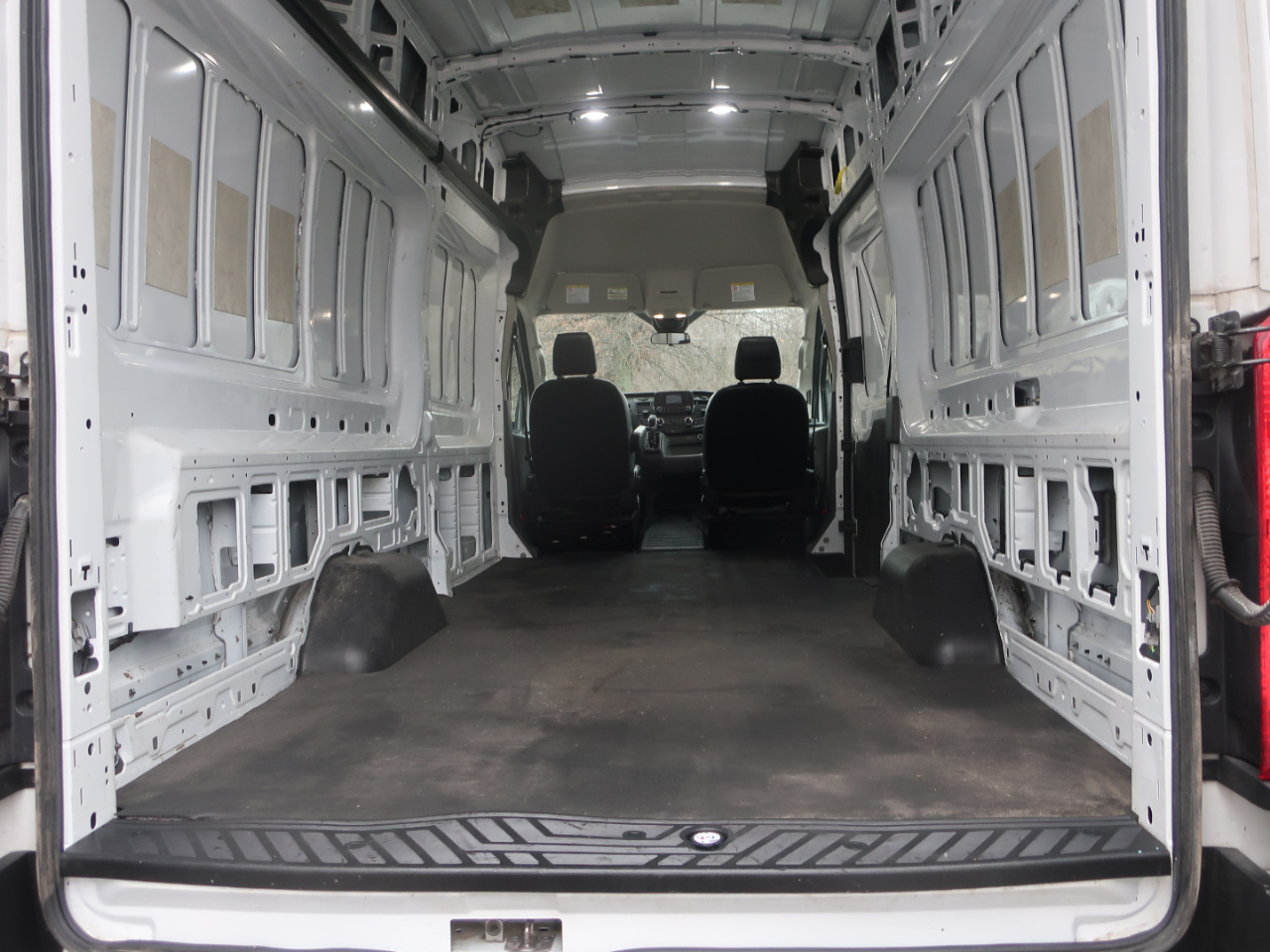 Ford Transit 250 Van High Roof w/Sliding Pass. 148-in. WB EL 2021