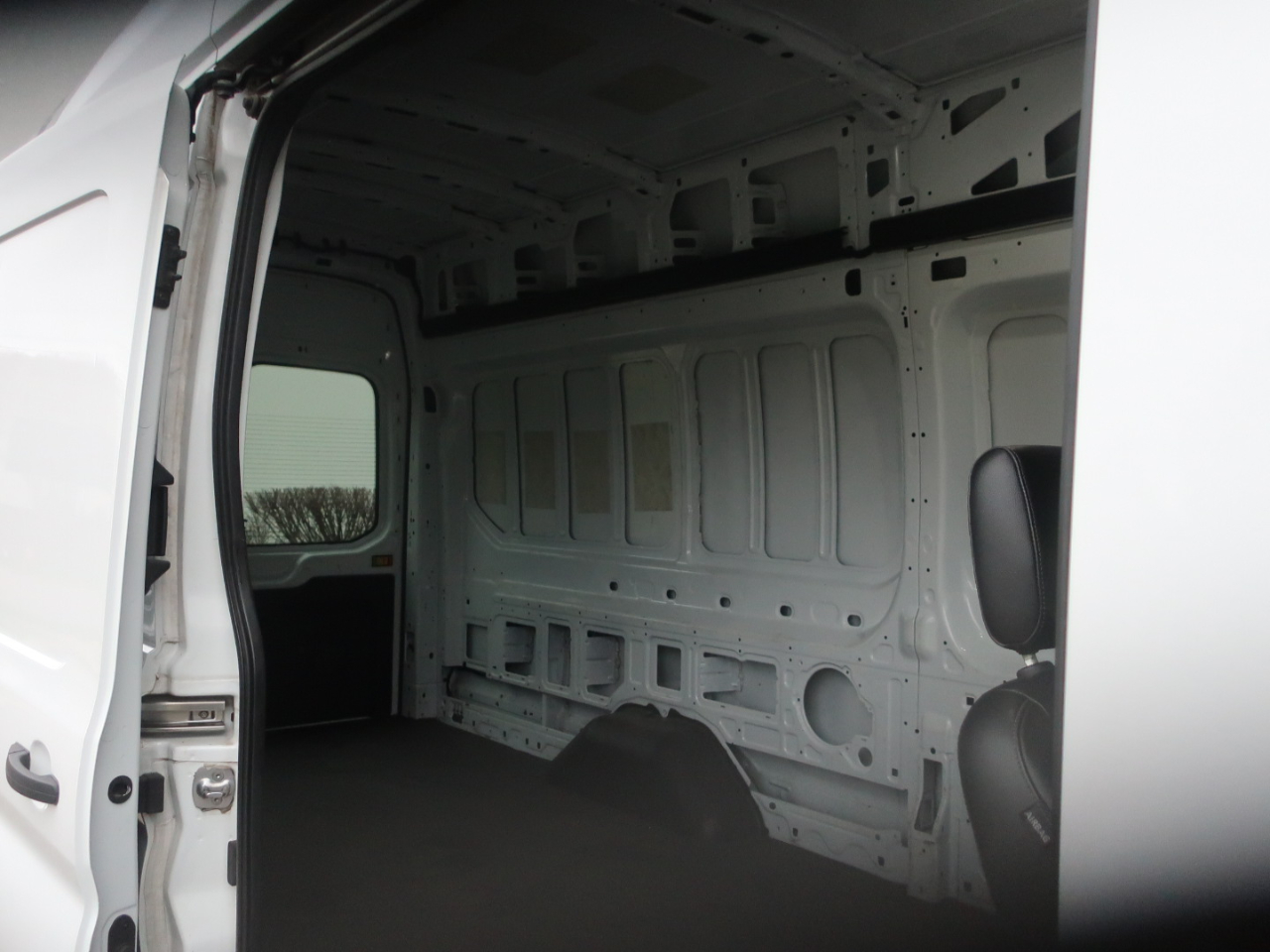 Ford Transit 250 Van High Roof w/Sliding Pass. 148-in. WB EL 2021