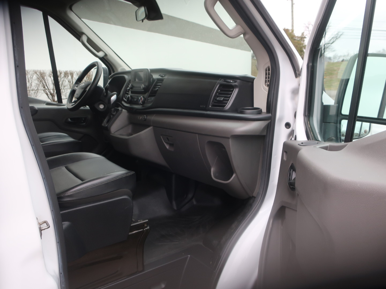 Ford Transit 250 Van High Roof w/Sliding Pass. 148-in. WB EL 2021