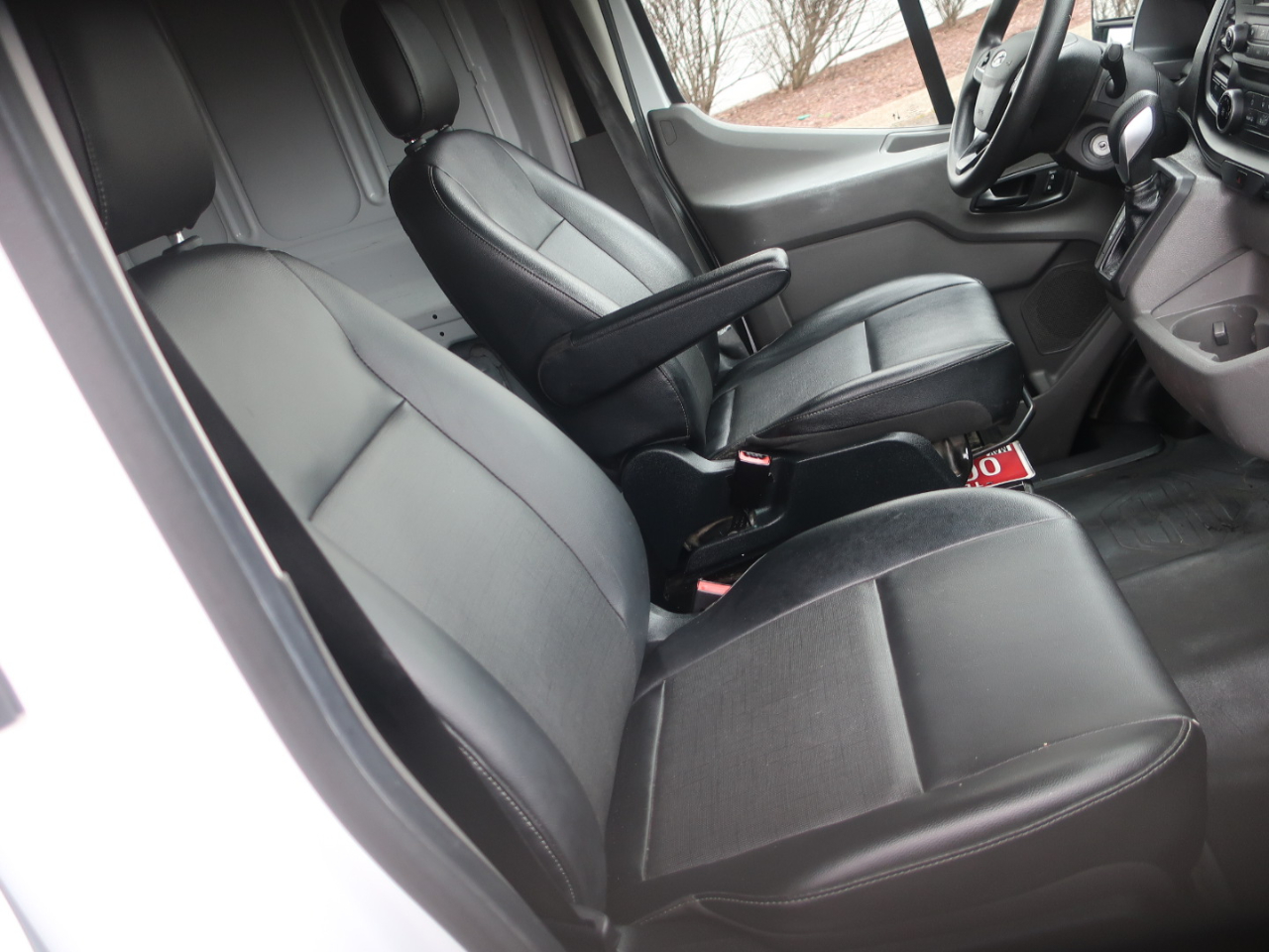 Ford Transit 250 Van High Roof w/Sliding Pass. 148-in. WB EL 2021