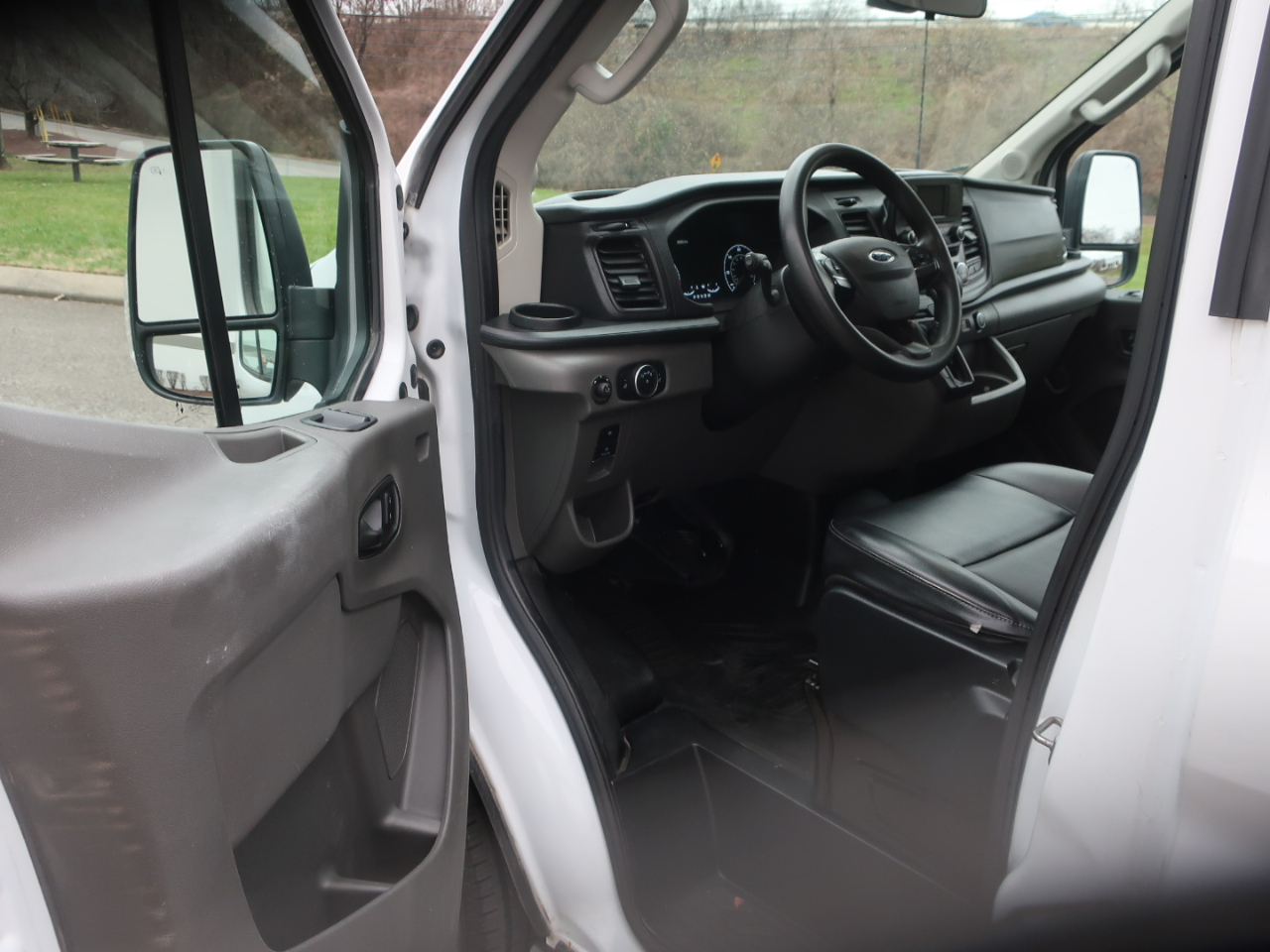 Ford Transit 250 Van High Roof w/Sliding Pass. 148-in. WB EL 2021