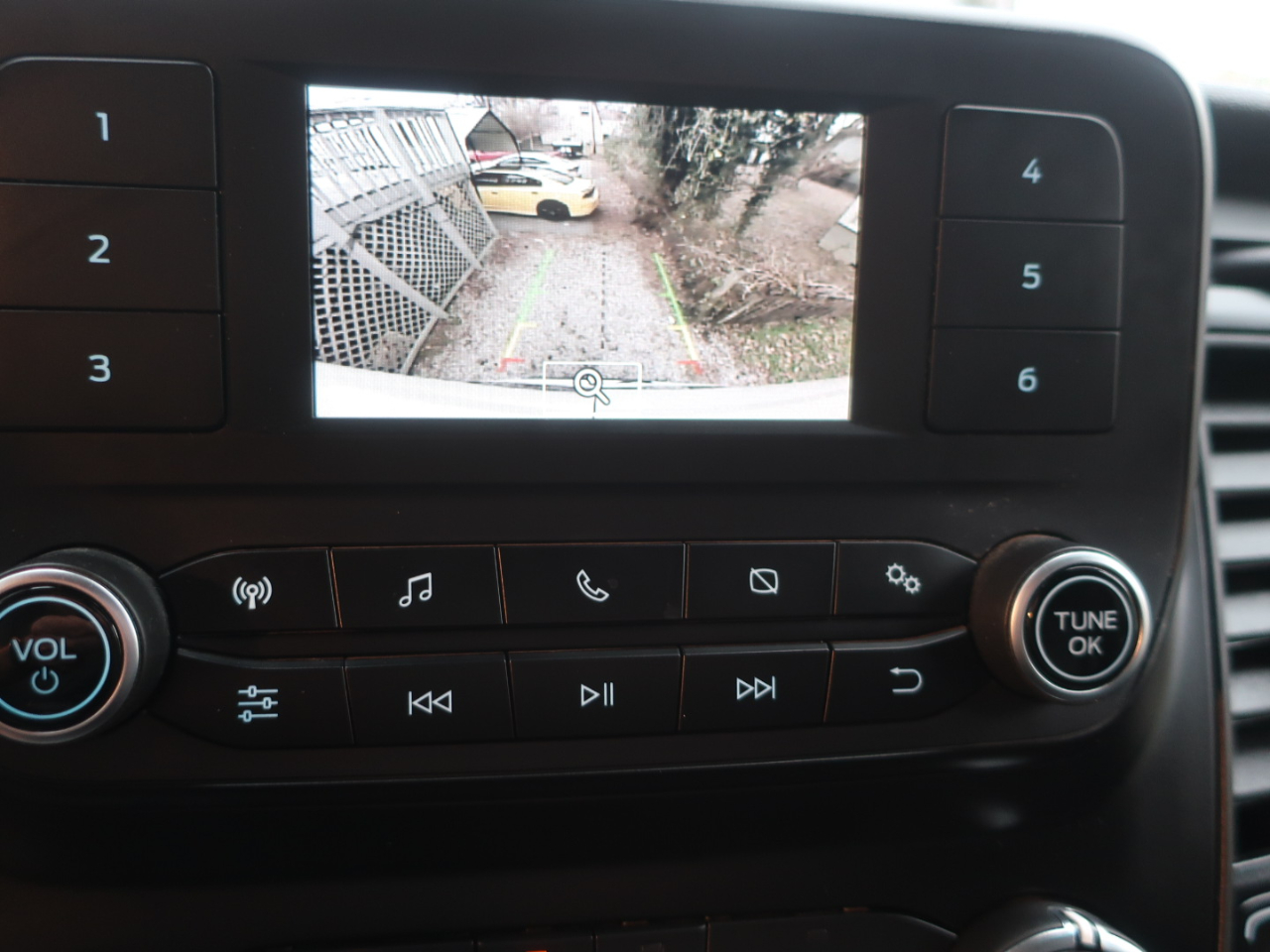 Ford Transit 250 Van High Roof w/Sliding Pass. 148-in. WB EL 2021