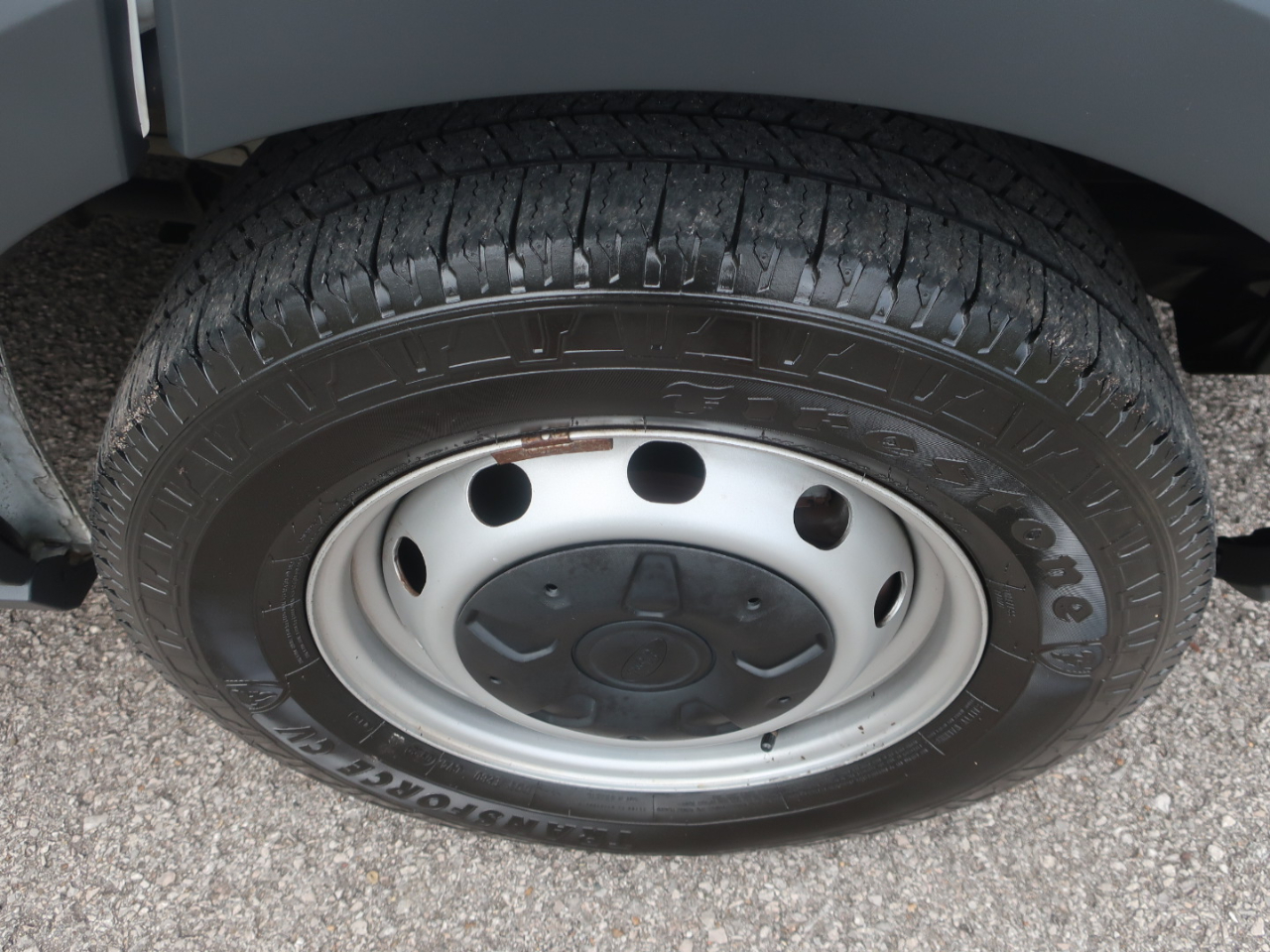 Ford Transit 150 Wagon Low Roof XL 60/40 Pass. 130-in. WB 2017