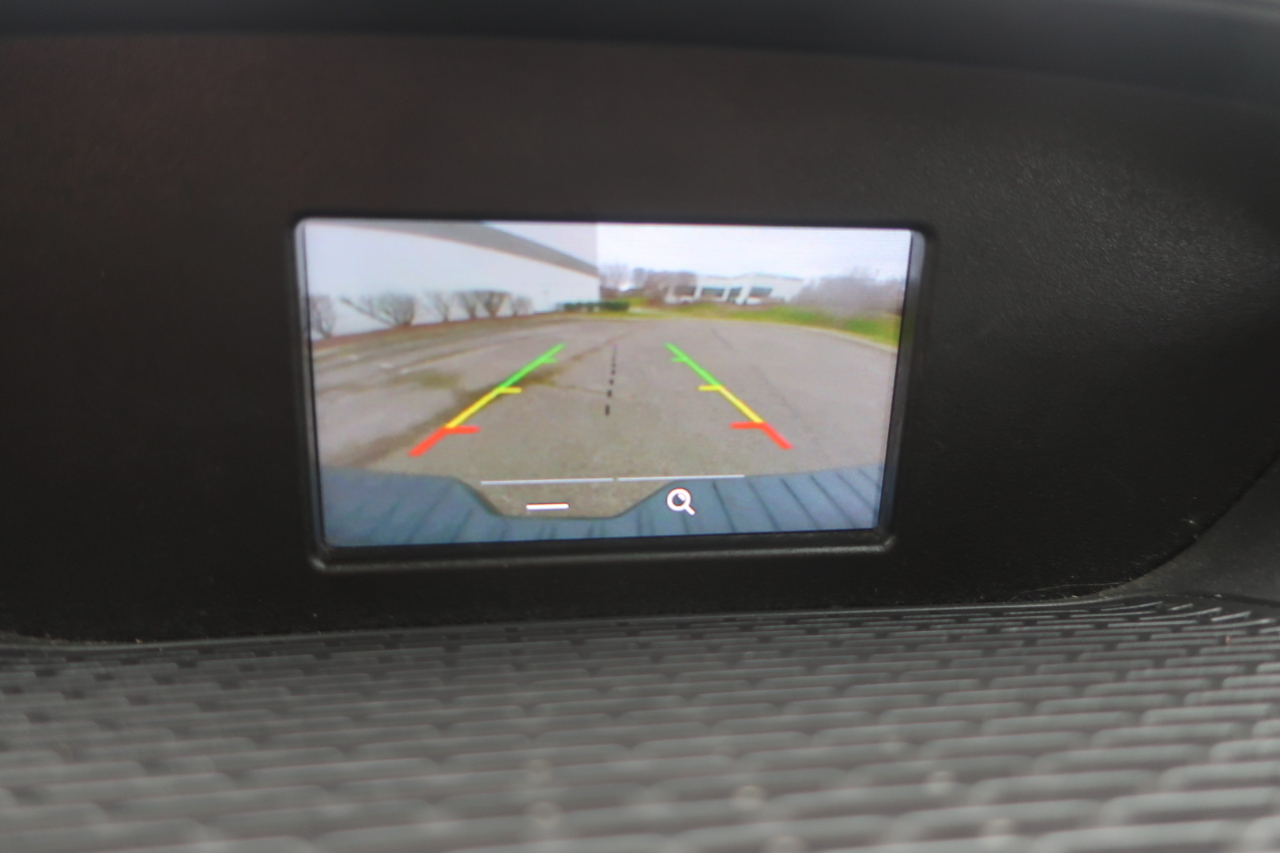 Ford Transit 150 Wagon Low Roof XL 60/40 Pass. 130-in. WB 2017