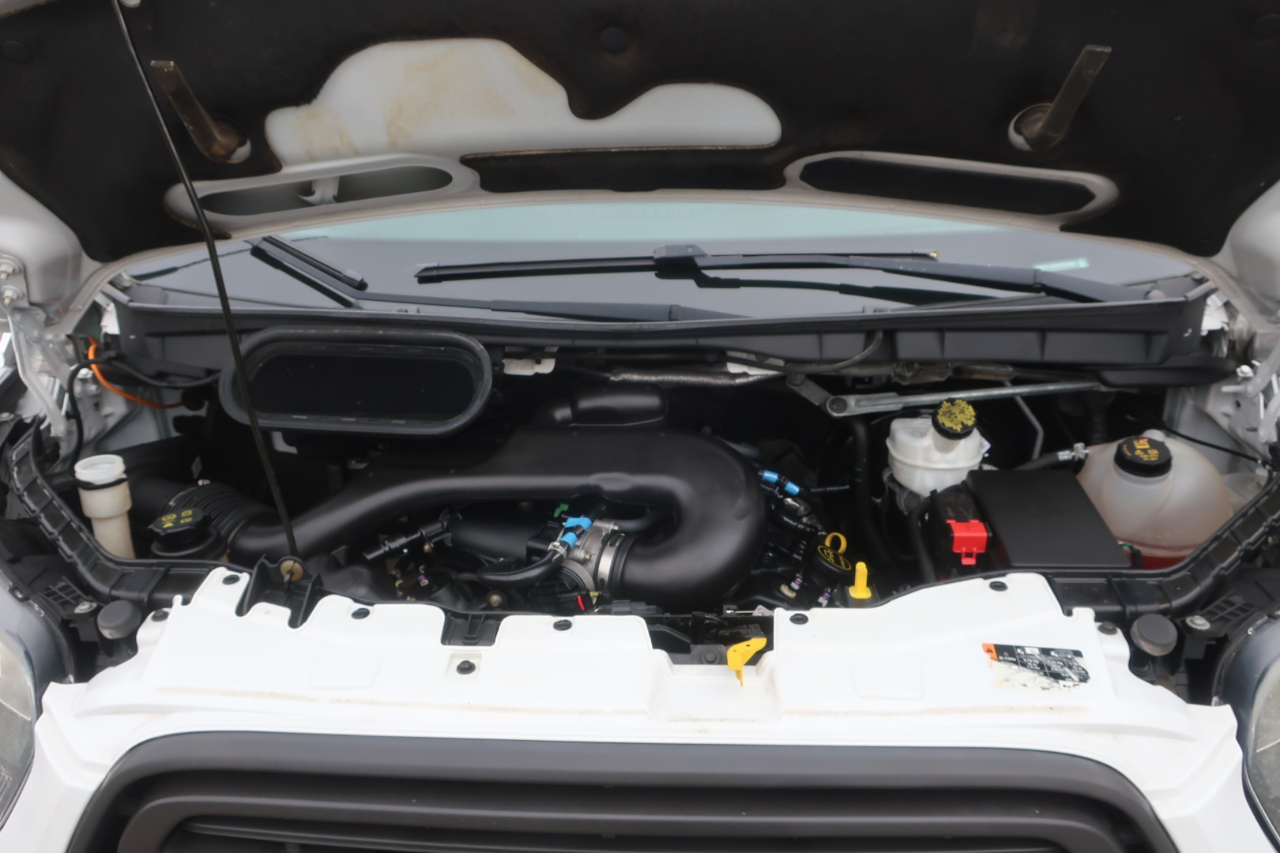 Ford Transit 150 Wagon Low Roof XL 60/40 Pass. 130-in. WB 2017