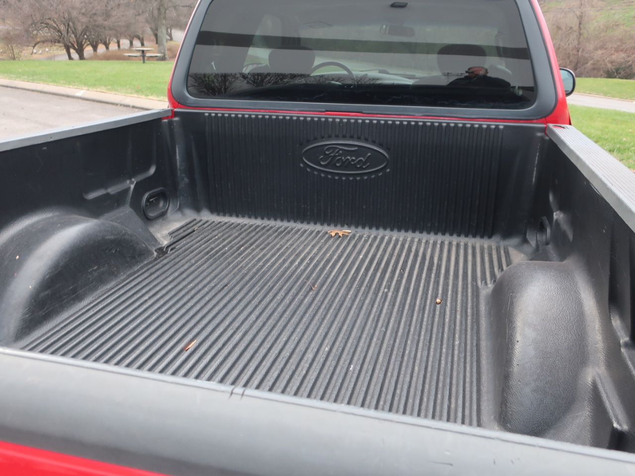 Ford F-150 XLT SuperCab 5.5-ft Box 2WD 2003