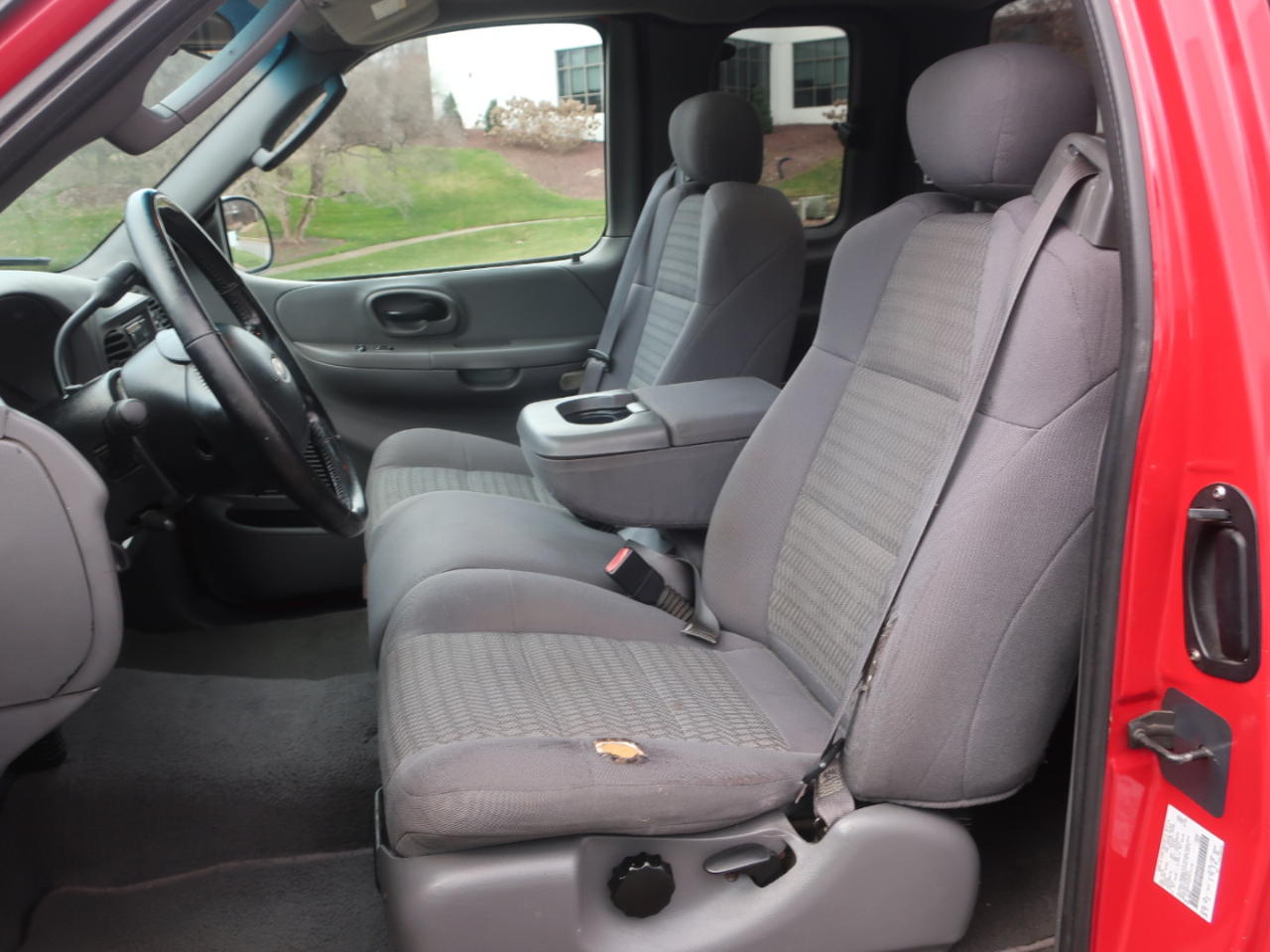 Ford F-150 XLT SuperCab 5.5-ft Box 2WD 2003