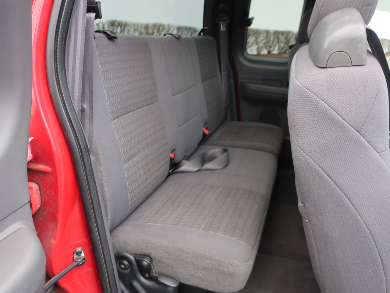 Ford F-150 XLT SuperCab 5.5-ft Box 2WD 2003