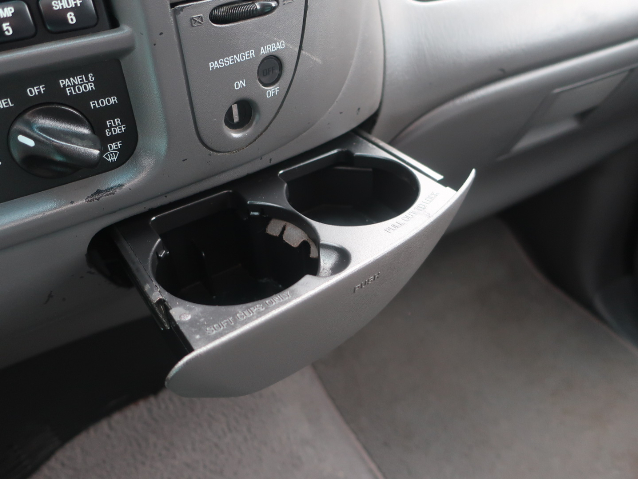 Ford F-150 XLT SuperCab 5.5-ft Box 2WD 2003