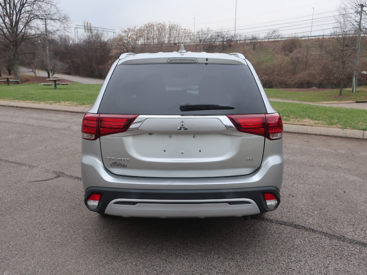 Mitsubishi Outlander SEL 2WD 2020