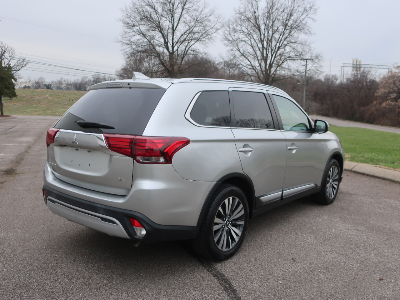 Mitsubishi Outlander SEL 2WD 2020
