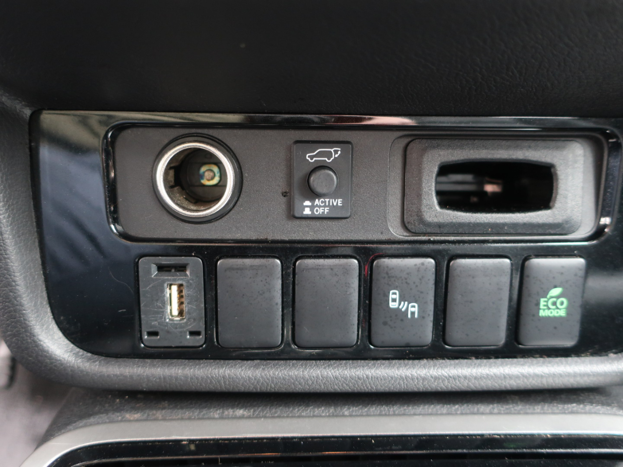 Mitsubishi Outlander SEL 2WD 2020