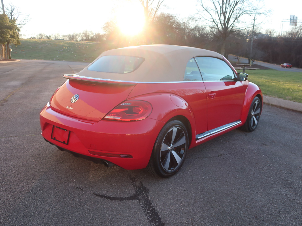 Volkswagen Beetle 2.0T Turbo Convertible 2013